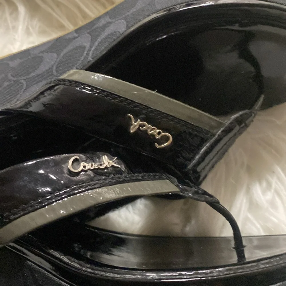 Coach wedge, Sandals Size 8B - Picture 4 of 9